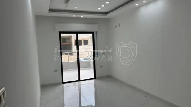 شقة - شقه  - 45000 دأ