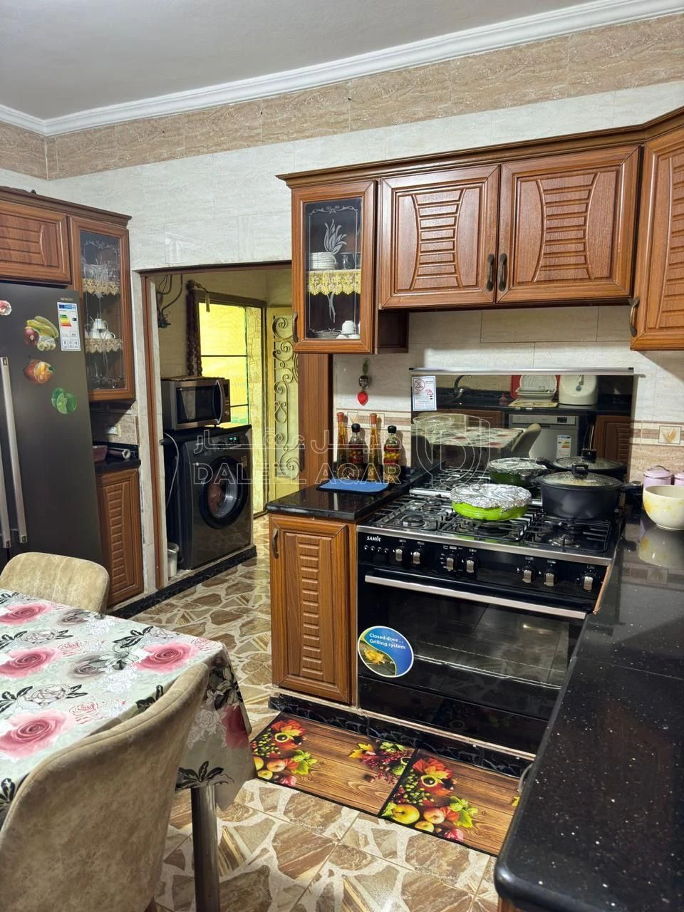 فيلا/منزل في مادبا حي الزهور - 85,000 دأ - صورة 7