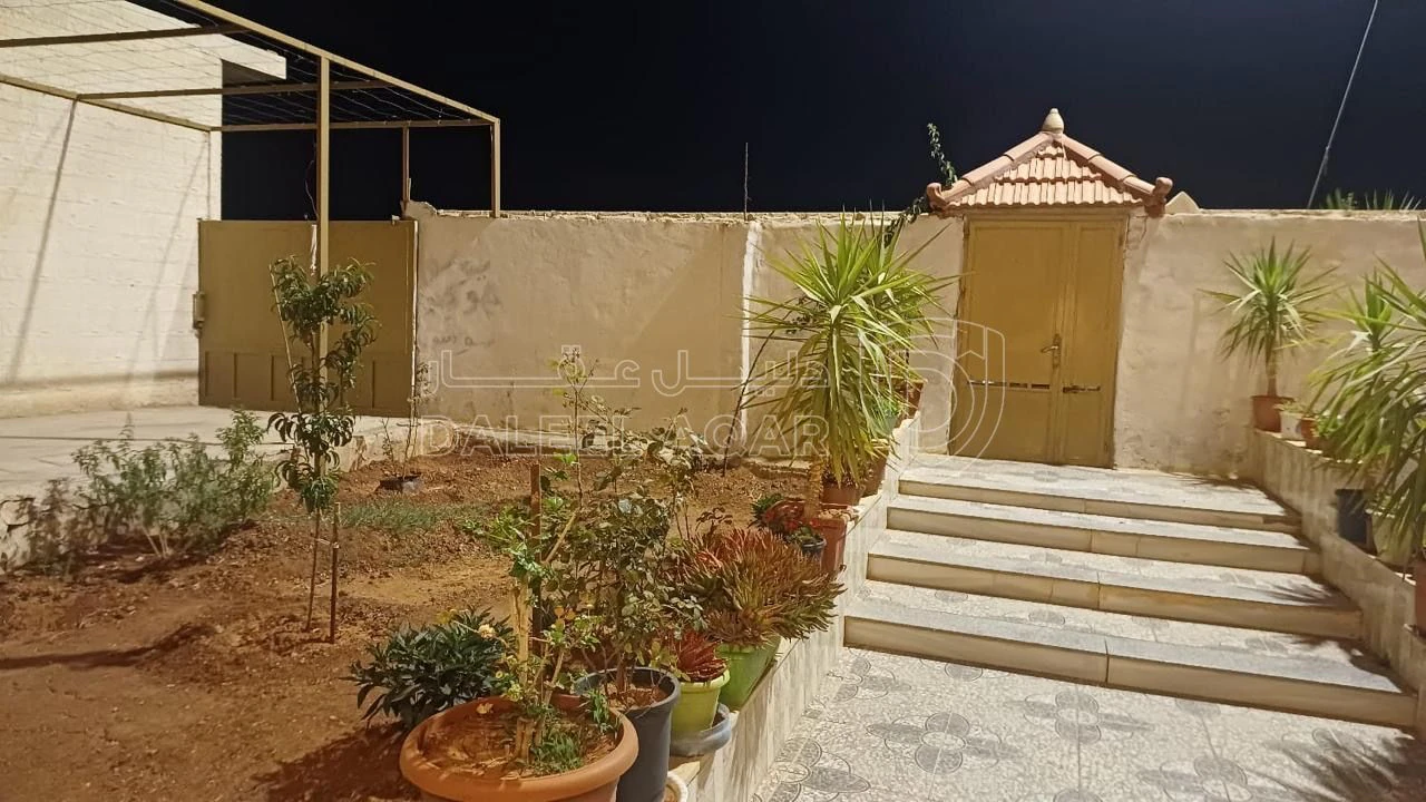 فيلا/منزل في مادبا حي الزهور - 85,000 دأ - صورة 12