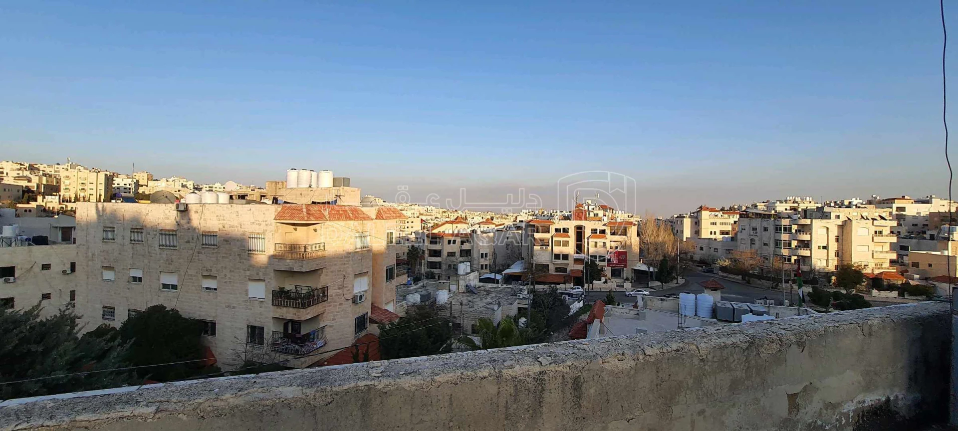 أرض في الجاردنز، شارع خالد الزريقات، فيلا رقم٢٢ - 450,000 دأ - صورة 1