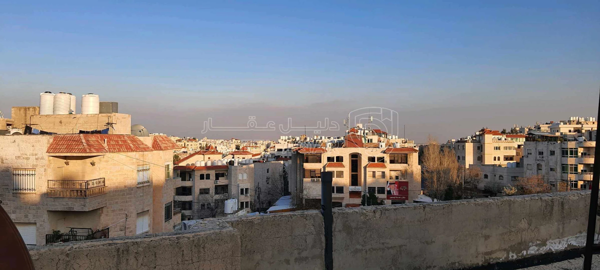 أرض في الجاردنز، شارع خالد الزريقات، فيلا رقم٢٢ - 450,000 دأ - صورة 1