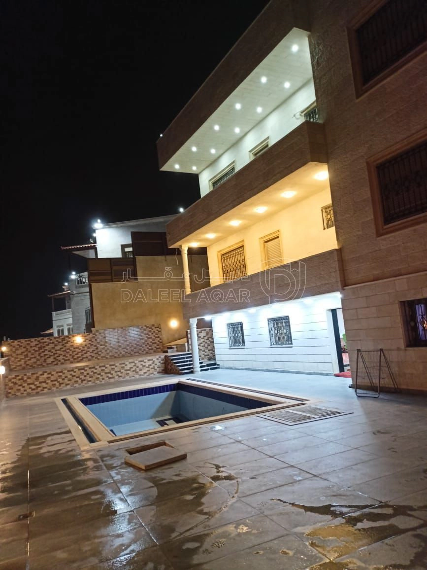 فيلا/منزل في ناعور - قرية العال والروضة - 275,600 دأ - صورة 1