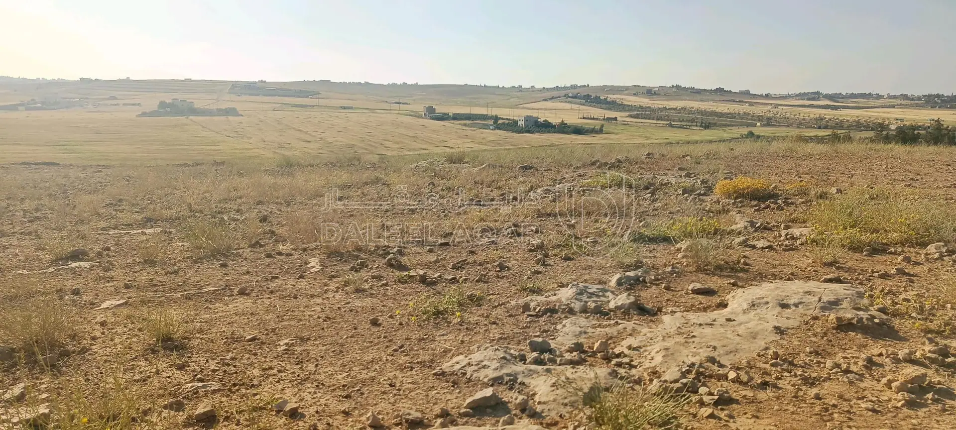 أرض في قطعة أرض مميزة للبيع متوفر جميع الخدمات  - 38,000 دأ - صورة 1