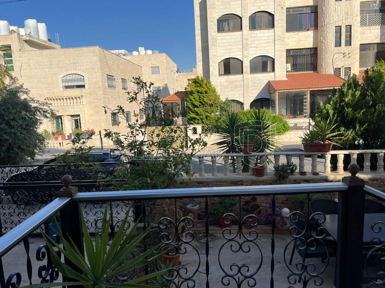 فيلا/منزل في شارع حسني الهدبان, طبربور - 170,100 دأ - صورة 1