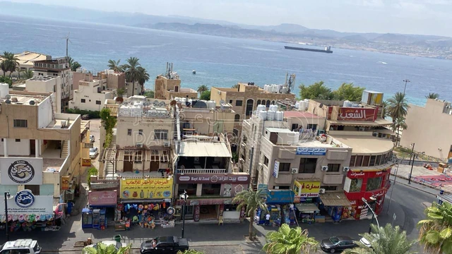 مبنى - شارع الكورنيش - 550000 دأ