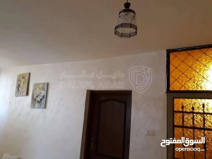 مبنى في قرب حديقه خالد بن الوليد - 120,000 دأ - صورة 1