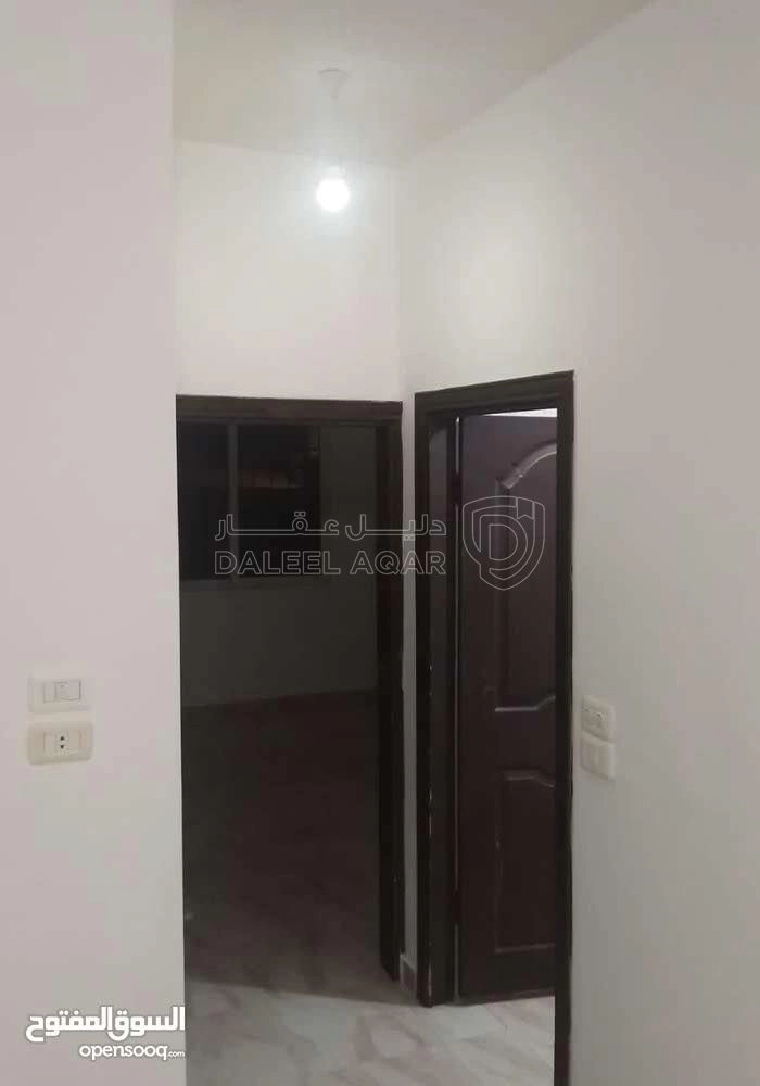 مبنى في قرب حديقه خالد بن الوليد - 120,000 دأ - صورة 1