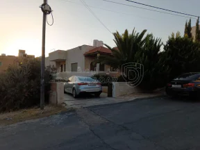 فيلا/منزل في فيلا للبيع في قرية النخيل  - 380,000 دأ - صورة NaN