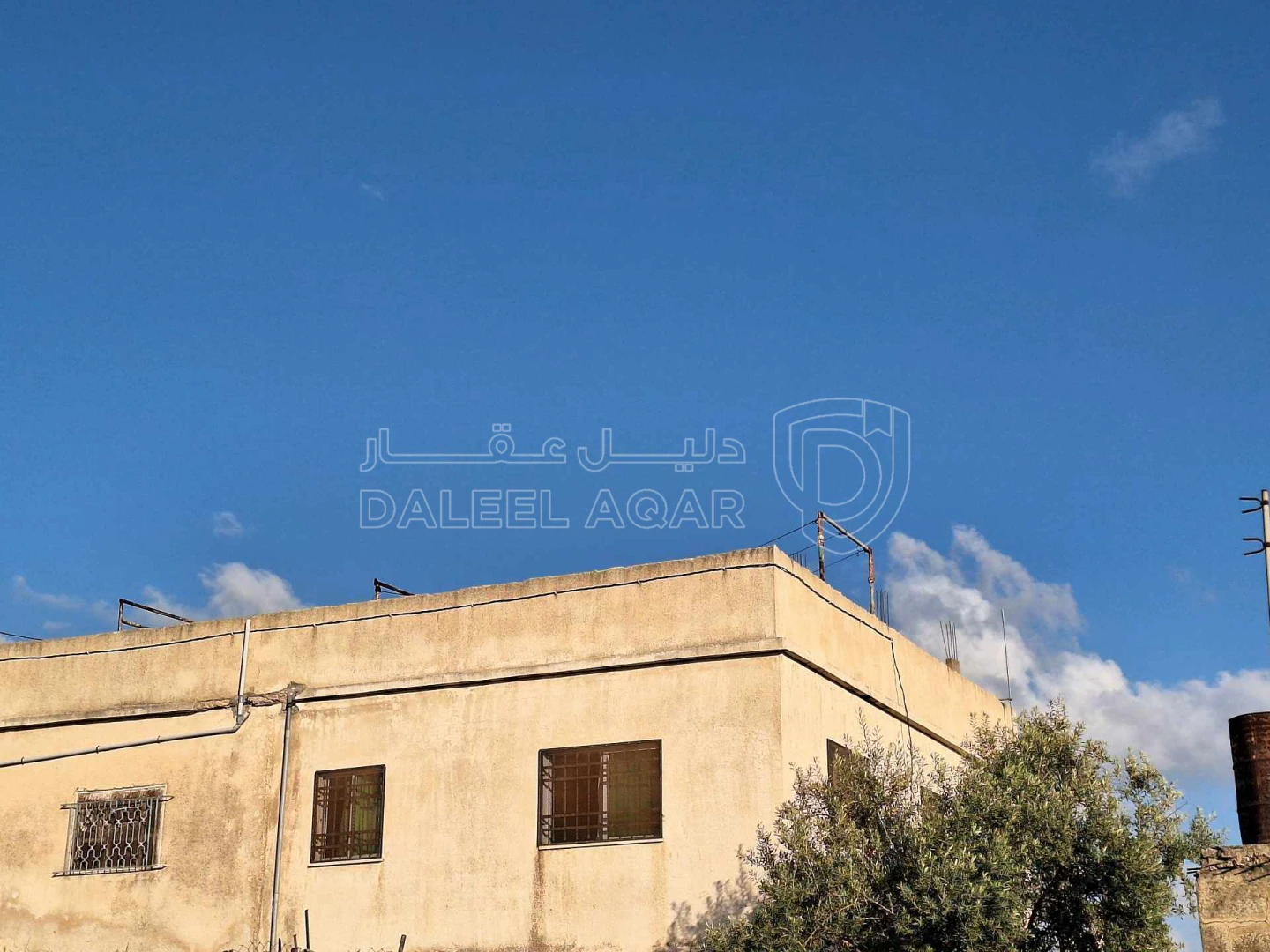 فيلا/منزل في منزل للبيع اربد بيت راس من المالك مباشره  - 70,000 دأ - صورة 1