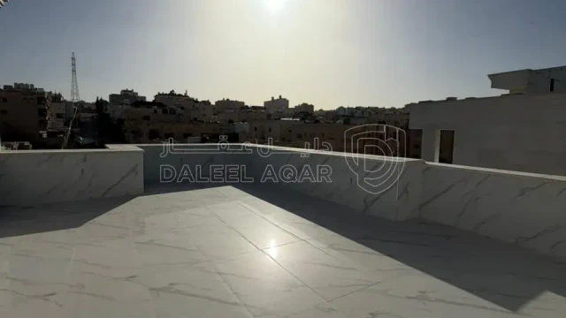شقة في طبربور - قرب شارع الحج  - 95,000 دأ - صورة 1