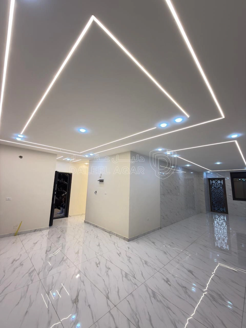 شقة في البنيات- حي المرعي- قرب مدارس الحصاد - 85,000 دأ - صورة 1