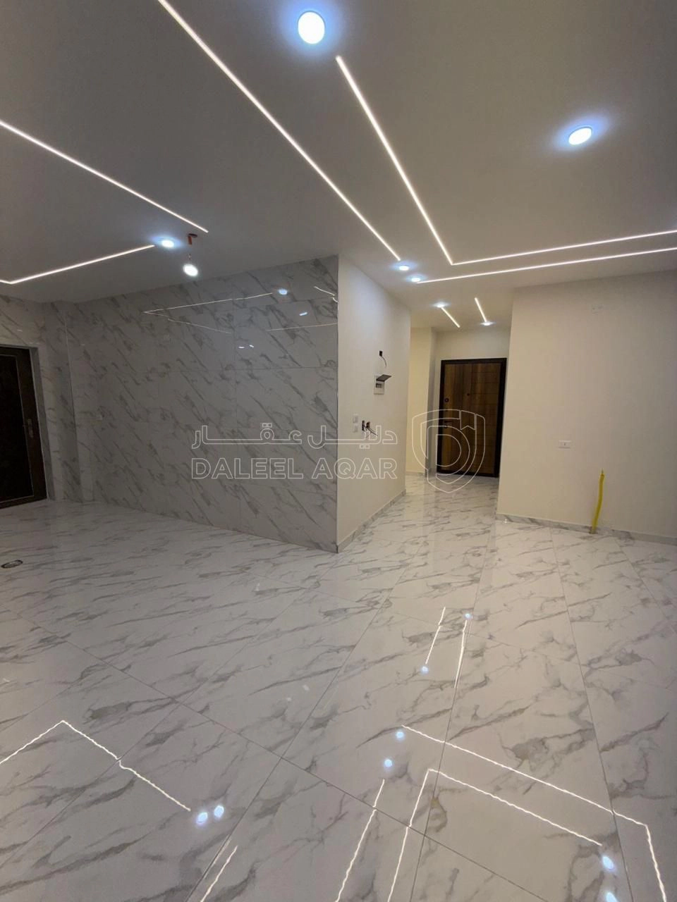 شقة في البنيات- حي المرعي- قرب مدارس الحصاد - 85,000 دأ - صورة 1