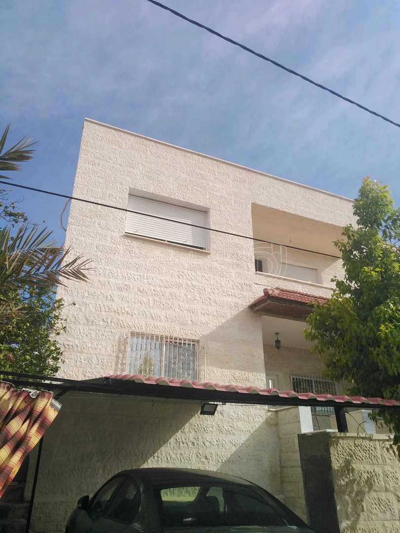 مبنى في منزل طابقين  - 110,000 دأ - صورة 1