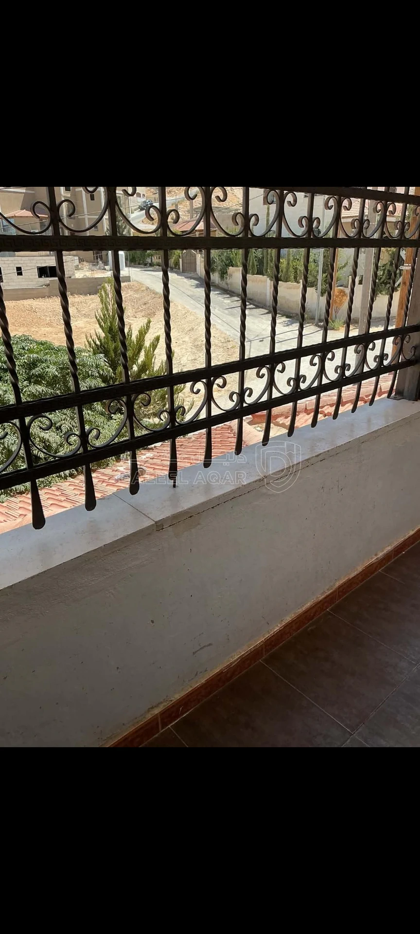 شقة في الزرقاء الجديدة شارع الوينك الكرامه  - 42,000 دأ - صورة 1