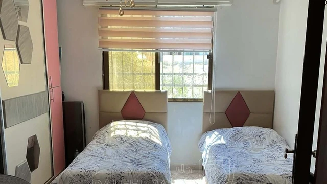 شقة في الزرقاء الجديدة شارع الوينك الكرامه  - 42,000 دأ - صورة NaN