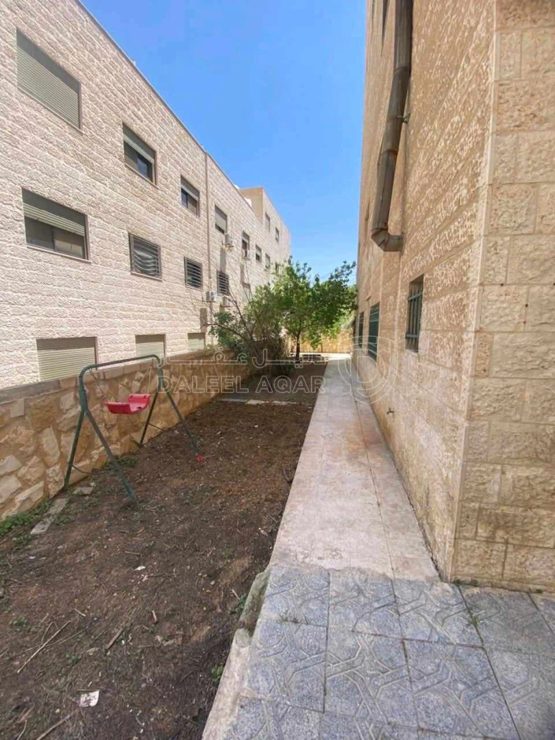 شقة في عمان طبربور حي الشهيد الجنوبي خلف صالة العلالي بال - 45,000 دأ - صورة 1