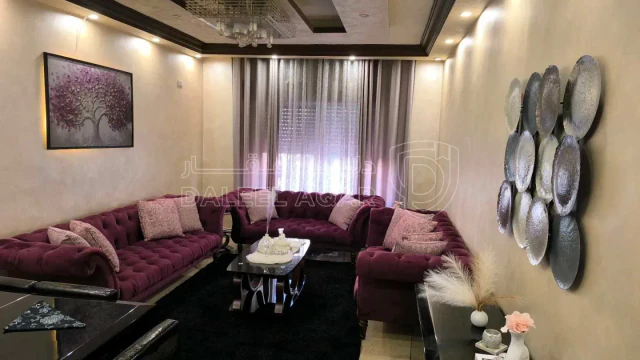 شقة - بالقرب من حديقة الخزنه  - 65000 دأ