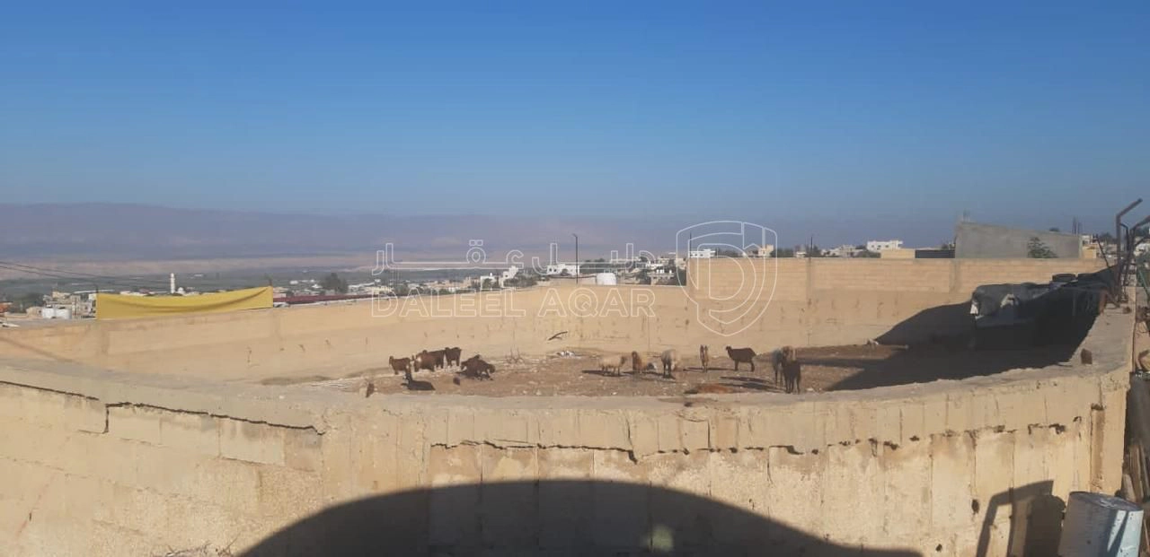 أرض في قرب مدرسة الخنساء للبنات  - 12,000 دأ - صورة 1