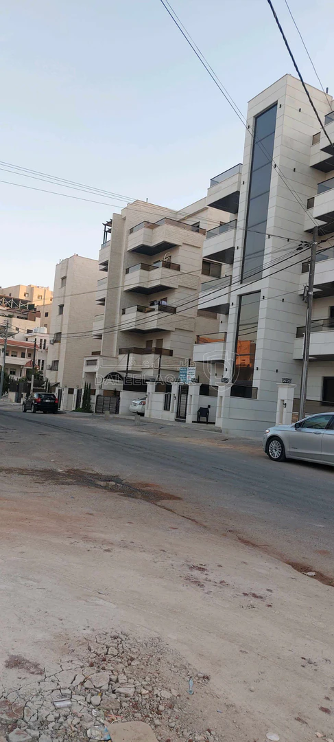 شقة في غرب عمان - البحاث  - 125,000 دأ - صورة 1