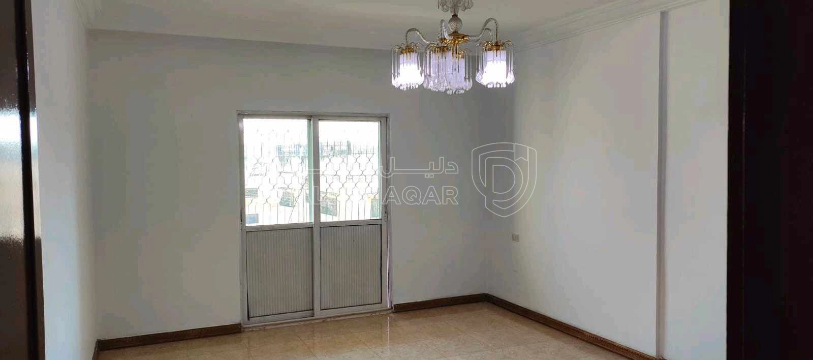 شقة في حي نزال بجوار الأحوال المدنية ومحمص الشعب  - 38,000 دأ - صورة 1