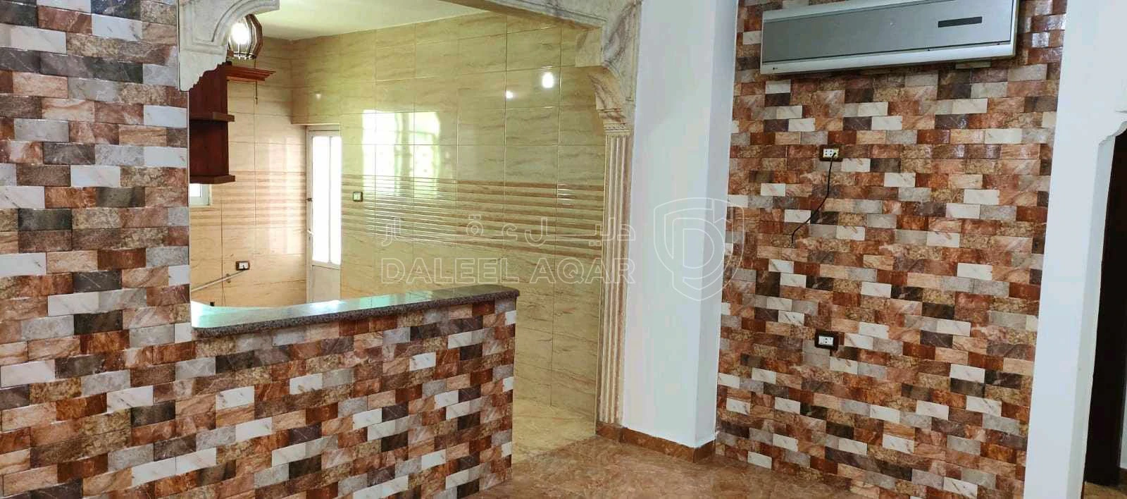 شقة في حي نزال بجوار الأحوال المدنية ومحمص الشعب  - 38,000 دأ - صورة 1