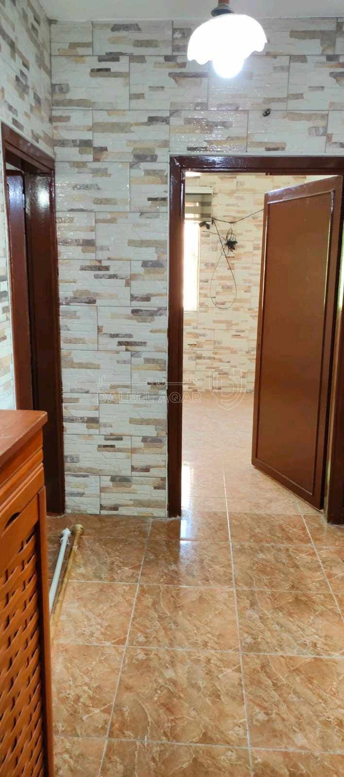 شقة في حي نزال بجوار الأحوال المدنية ومحمص الشعب  - 38,000 دأ - صورة 1