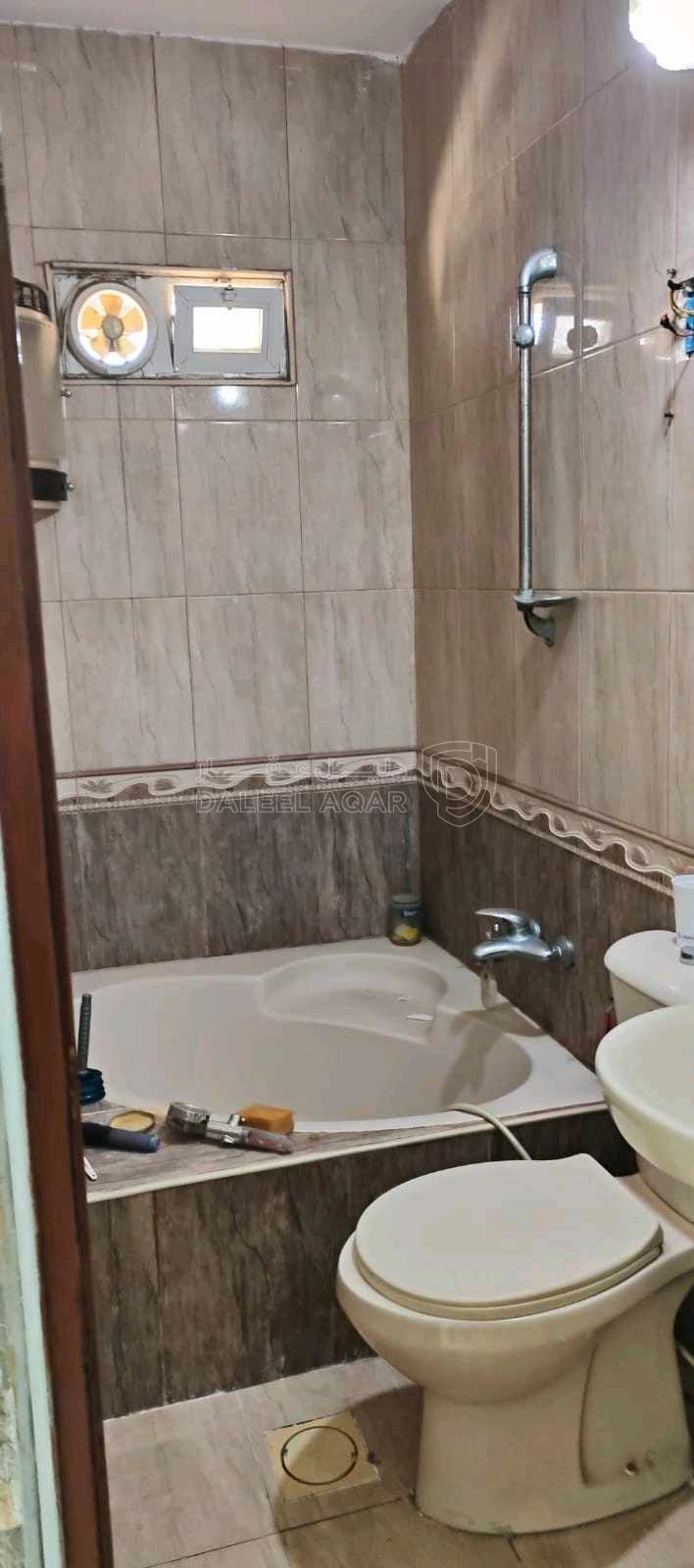 شقة في حي نزال بجوار الأحوال المدنية ومحمص الشعب  - 38,000 دأ - صورة 1