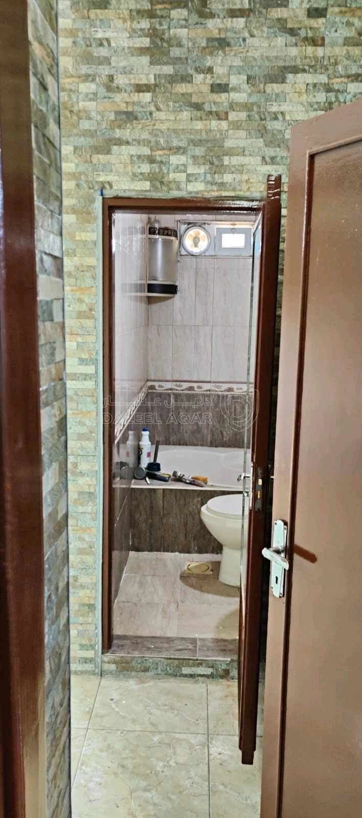 شقة في حي نزال بجوار الأحوال المدنية ومحمص الشعب  - 38,000 دأ - صورة 1