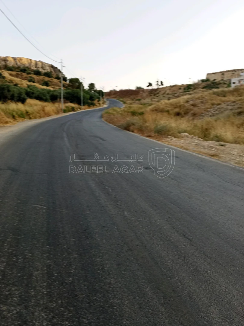 أرض في 928م سكن ا العويليه بسعر مغري - 90,000 دأ - صورة 1