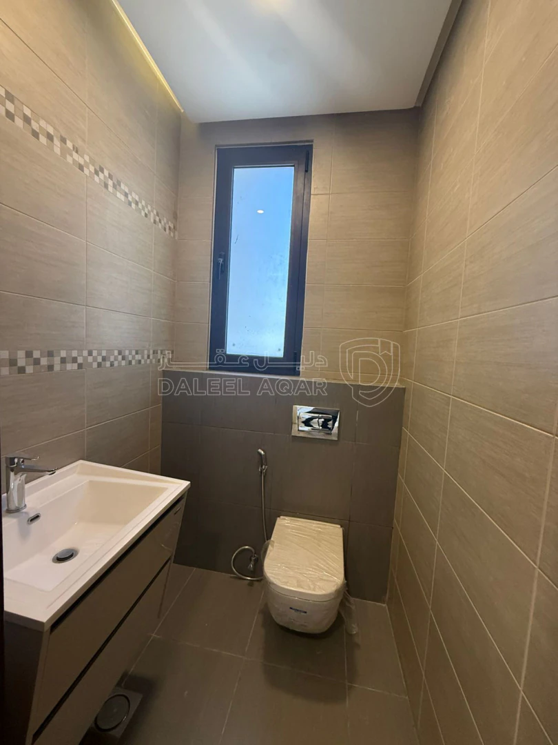 شقة في دير غبار - 225,000 دأ - صورة 1