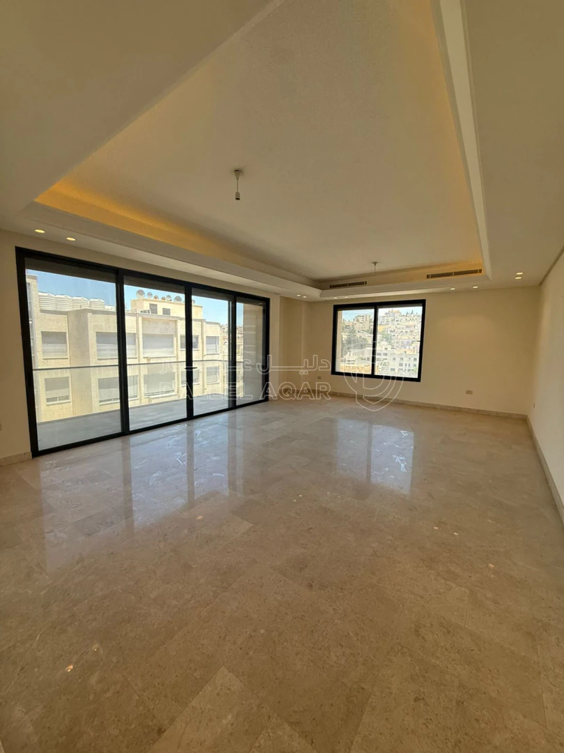 شقة في دير غبار - 225,000 دأ - صورة 1