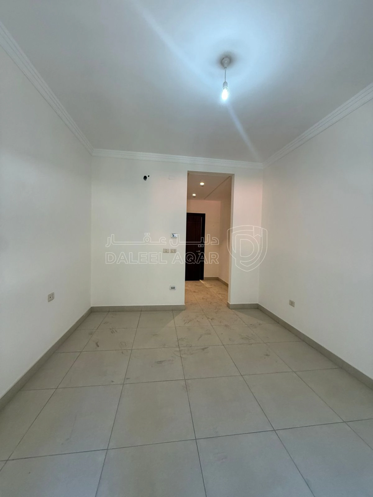 شقة في دير غبار - 225,000 دأ - صورة 1