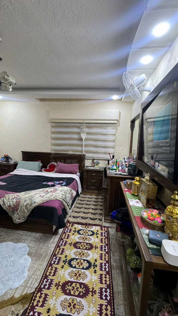 شقة في الياسمين شارع البادية - 145,000 دأ - صورة 1