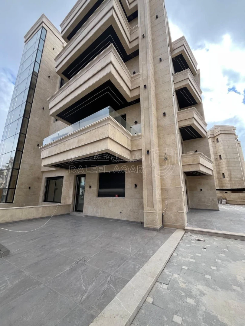 شقة في شقة للبيع بتشطيبات فندقية في ضاحية النخيل - 175,000 دأ - صورة 1