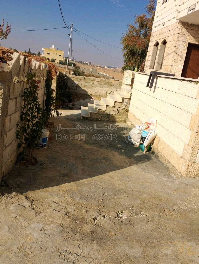 فيلا/منزل في عمان - أرنيبه الغربيه - 55,000 دأ - صورة 1