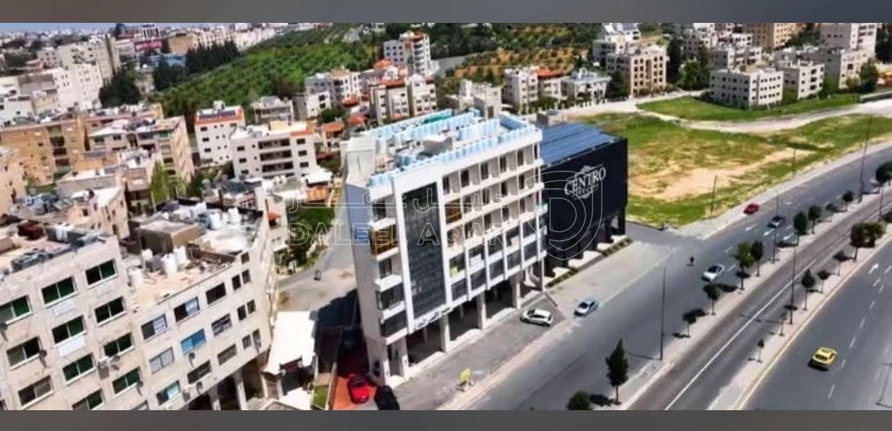 مكتب/تجاري في ش الملكة رانيا  - 42,000 دأ - صورة 1