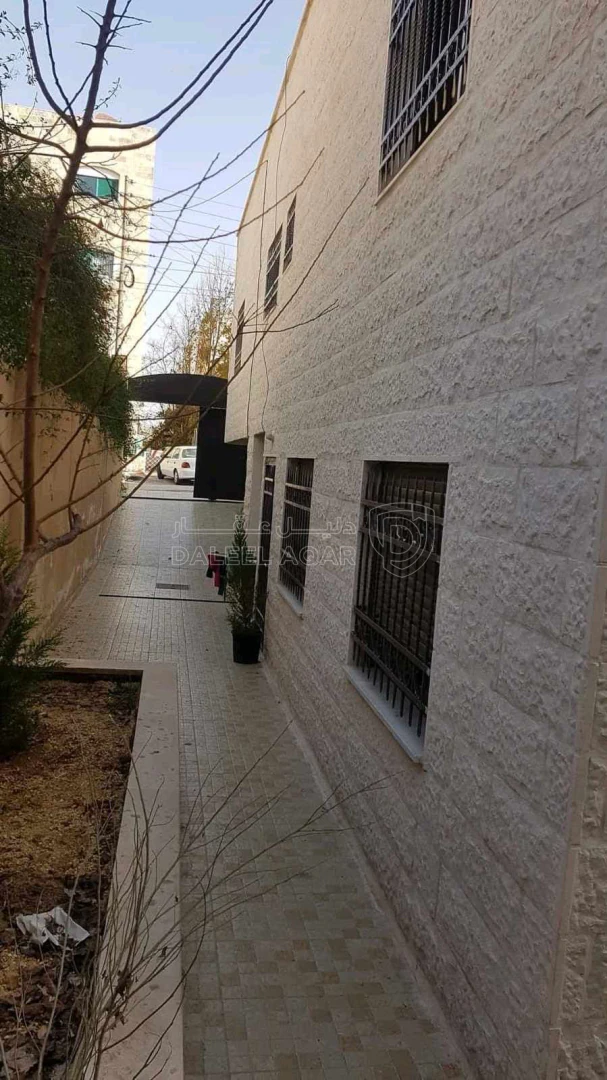 فيلا/منزل في عمان ضاحية الأمير حسن - 175,000 دأ - صورة 1