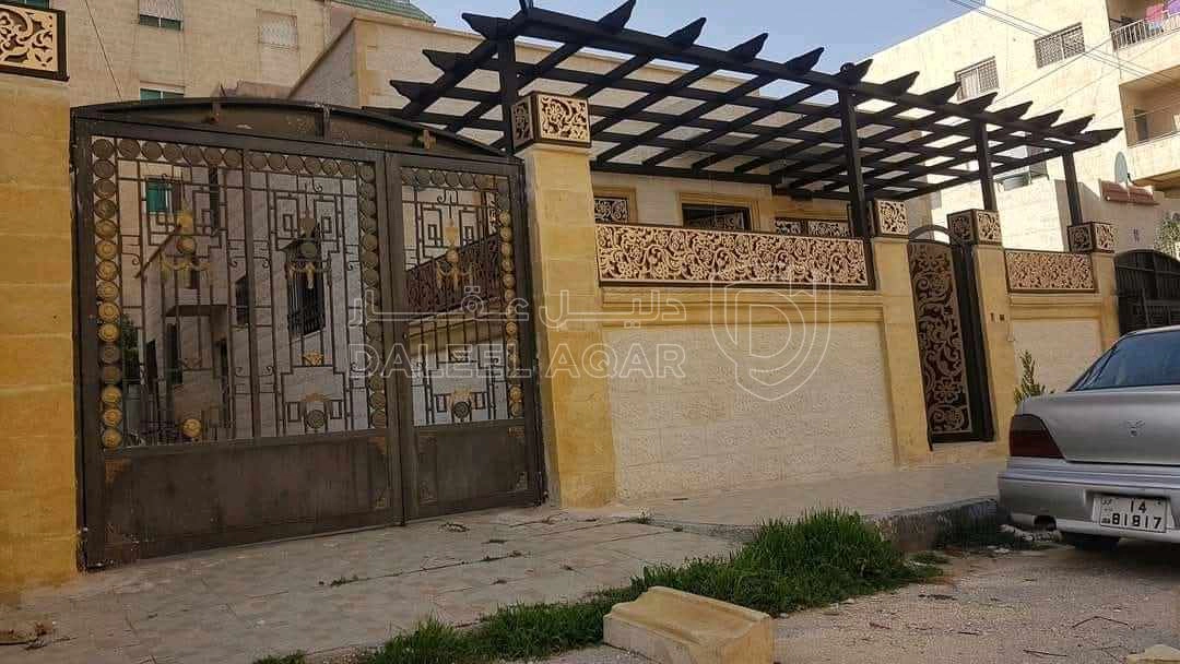 فيلا/منزل في عمان ضاحية الأمير حسن - 175,000 دأ - صورة 1