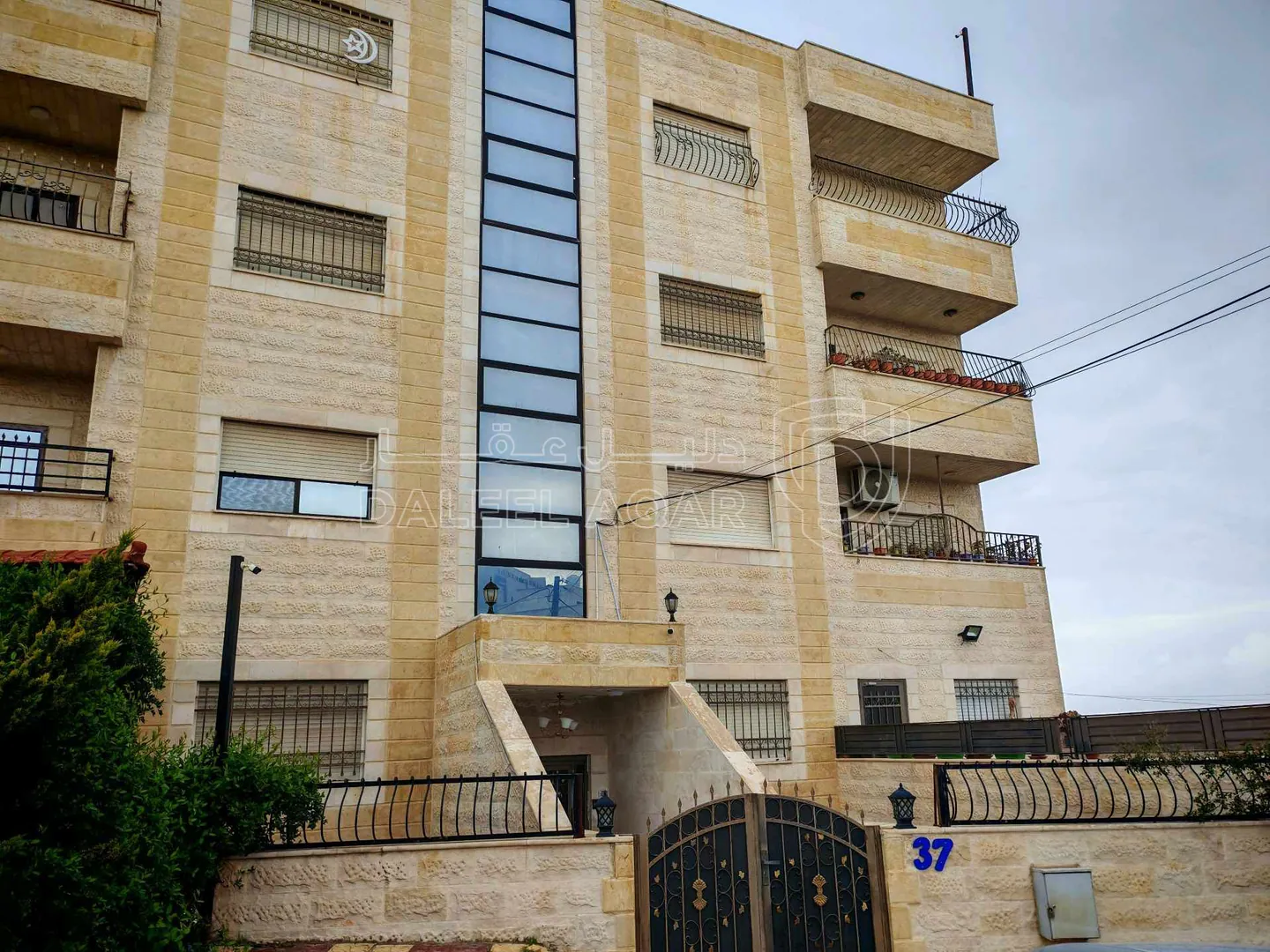 شقة في عمان - جبل النصر - حي الربوه - 40,000 دأ - صورة 1