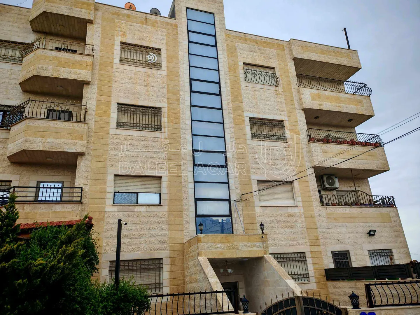 شقة في عمان - جبل النصر - حي الربوه - 40,000 دأ - صورة 1