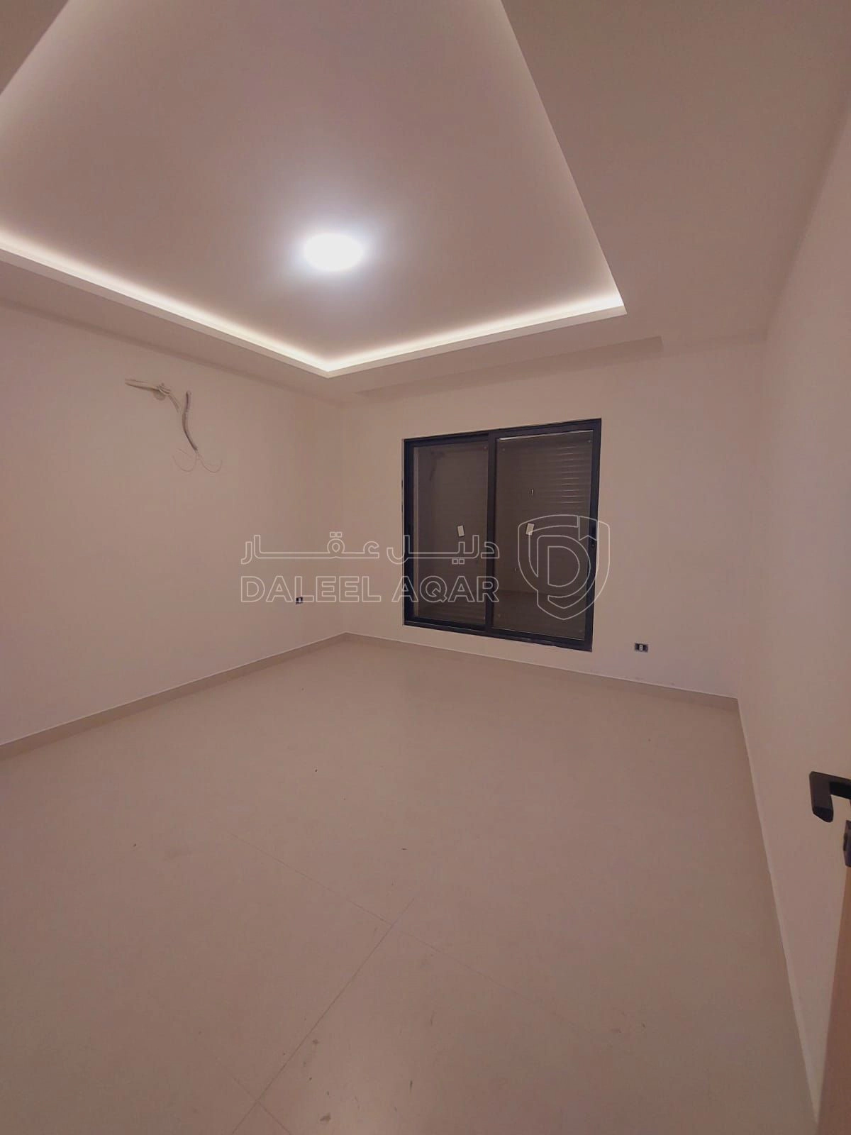 شقة في خلف اتصالات اورانج - 340,000 دأ - صورة 1