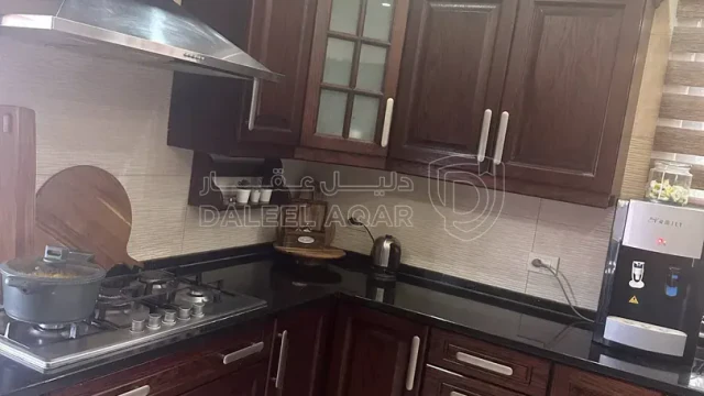 فيلا/منزل - خلف جامعه الزيتون ٣ كيلو - 200000 دأ