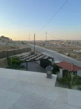 فيلا/منزل في خلف جامعه الزيتون ٣ كيلو - 200,000 دأ - صورة NaN