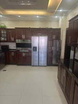 فيلا/منزل في خلف جامعه الزيتون ٣ كيلو - 200,000 دأ - صورة NaN