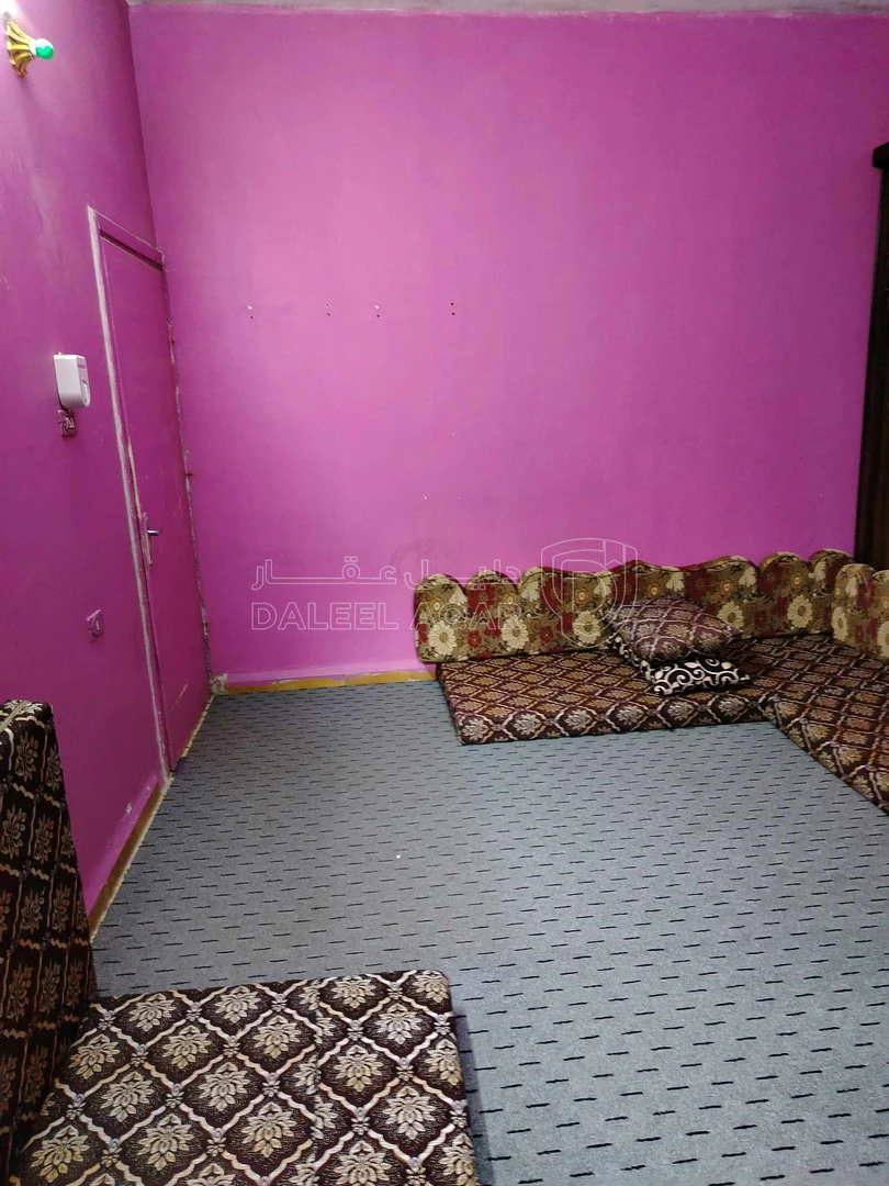 فيلا/منزل في الزرقاء وادي الحجر بالقرب من مستشفى جبل الزيتونة  - 60,000 دأ - صورة 1