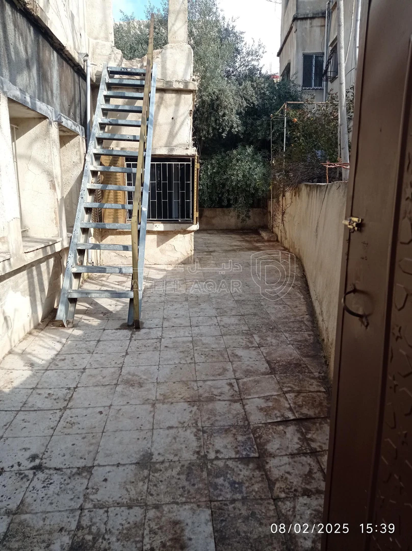 أرض في عمان - الاشرفية  - 70,000 دأ - صورة 1