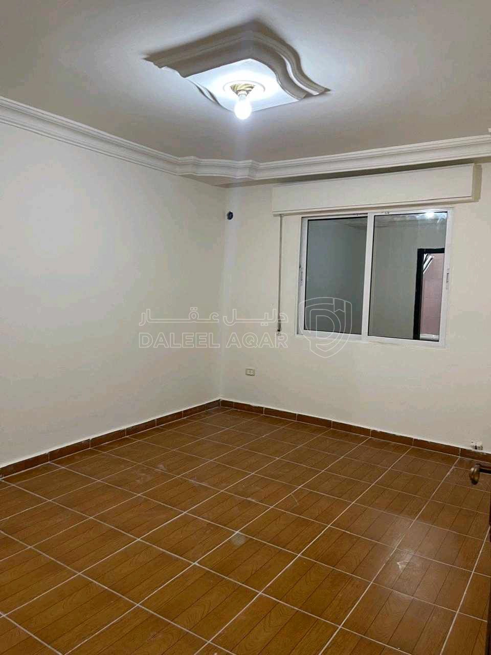 شقة في اربد .... ايدون.... شرق دوار العيادات. - 34,000 دأ - صورة 1