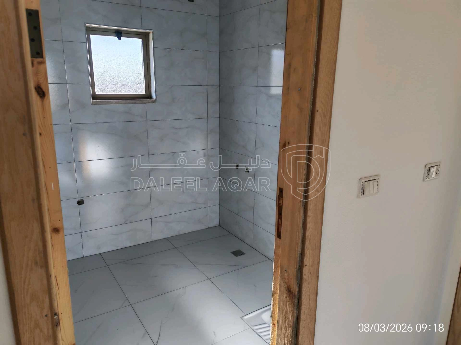 فيلا/منزل في بيت مستقل للبيع في مادبا قرب مسجد الفتح الإسلامي  - 49,000 دأ - صورة 1