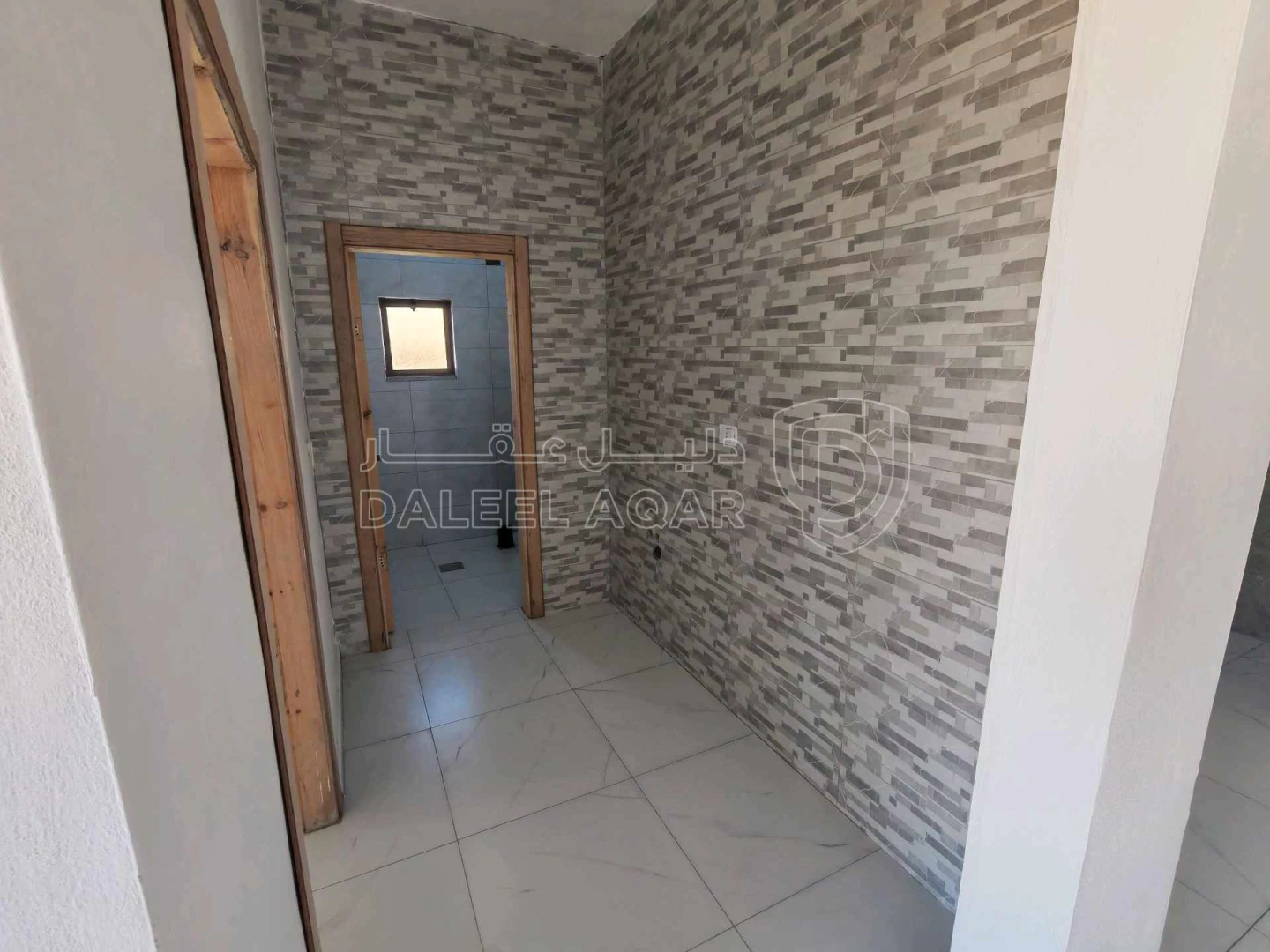 فيلا/منزل في بيت مستقل للبيع في مادبا قرب مسجد الفتح الإسلامي  - 49,000 دأ - صورة 1