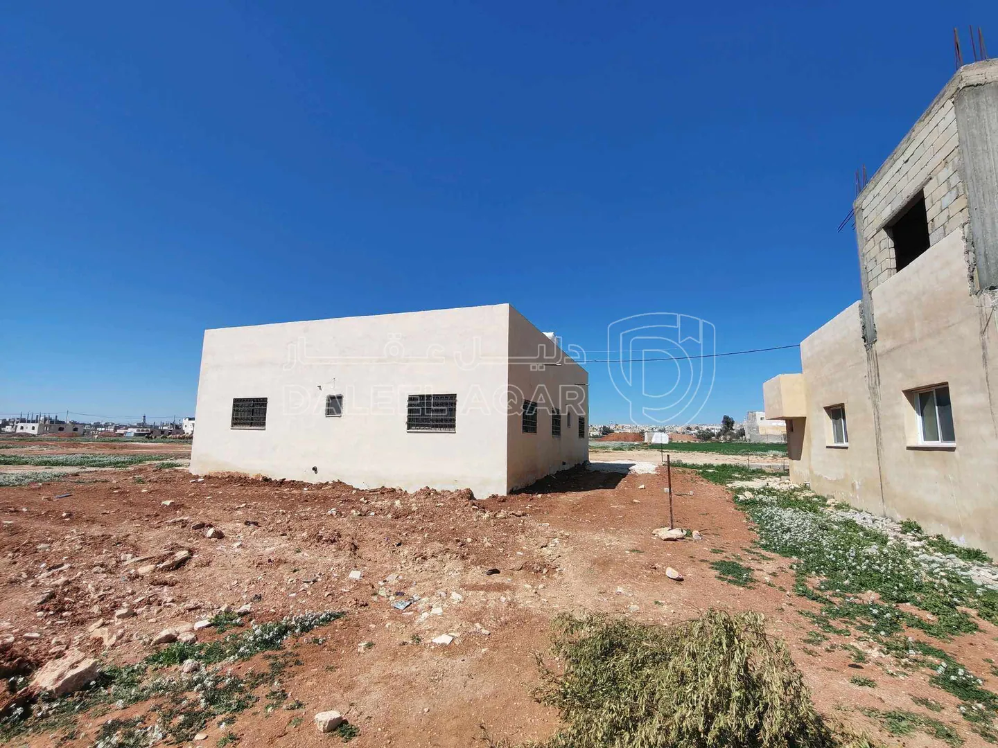 فيلا/منزل في بيت مستقل للبيع في مادبا قرب مسجد الفتح الإسلامي  - 49,000 دأ - صورة 1